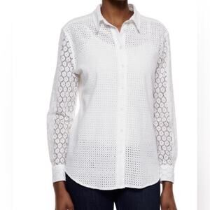 Equipment Femme Brett lace, eyelit long sleeve Button Down White Shirt medium